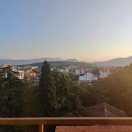 Appartement Modern 1 Bedroom Penthouse In